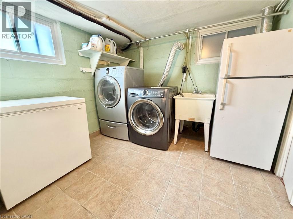 446 Upper Gage Avenue, Hamilton, Ontario  L8V 4H9 - Photo 17 - 40857623