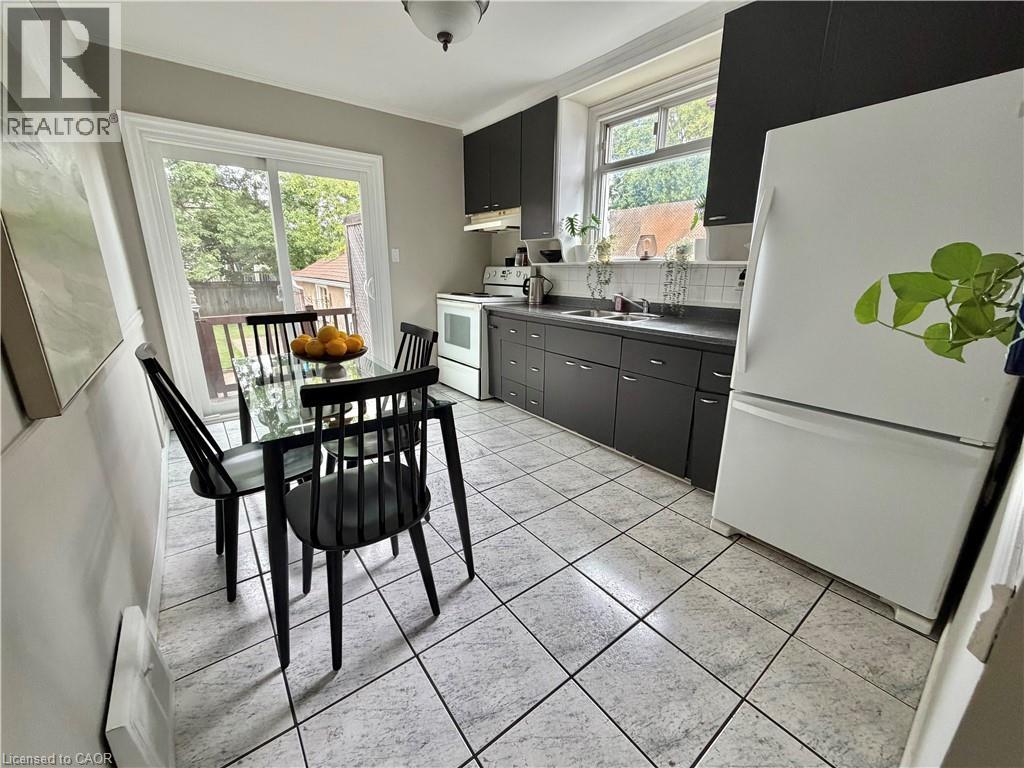 446 Upper Gage Avenue, Hamilton, Ontario  L8V 4H9 - Photo 5 - 40857623