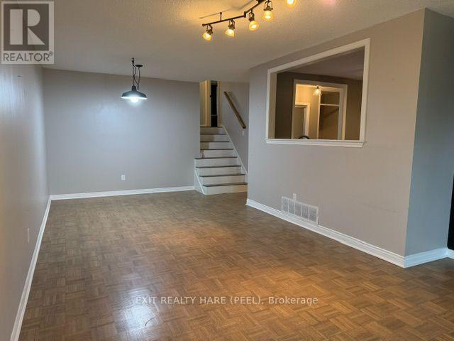 91 Burbank Crescent, Orangeville, Ontario  L9W 3E6 - Photo 14 - W13487548