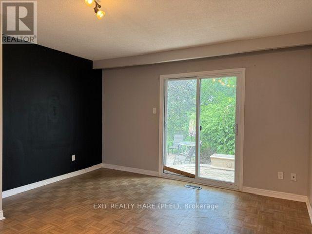 91 Burbank Crescent, Orangeville, Ontario  L9W 3E6 - Photo 8 - W13487548