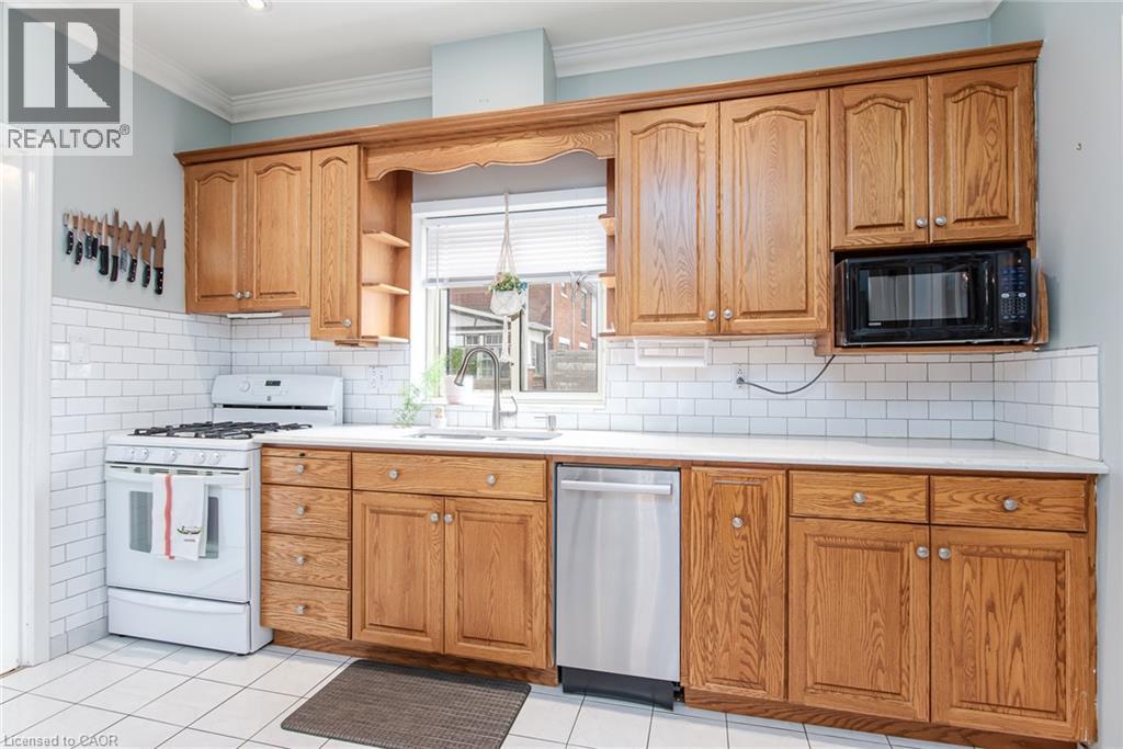 32 Samuel Street, Kitchener, Ontario  N2H 1P1 - Photo 12 - 40857703