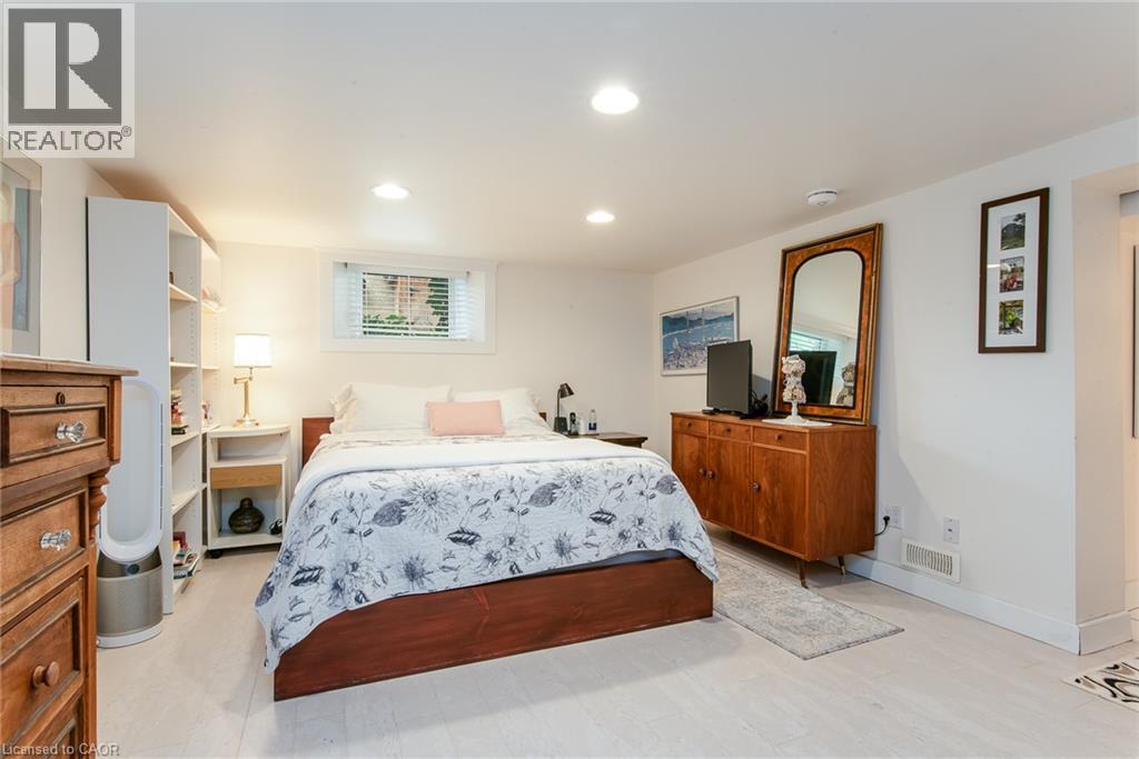 32 Samuel Street, Kitchener, Ontario  N2H 1P1 - Photo 43 - 40857703