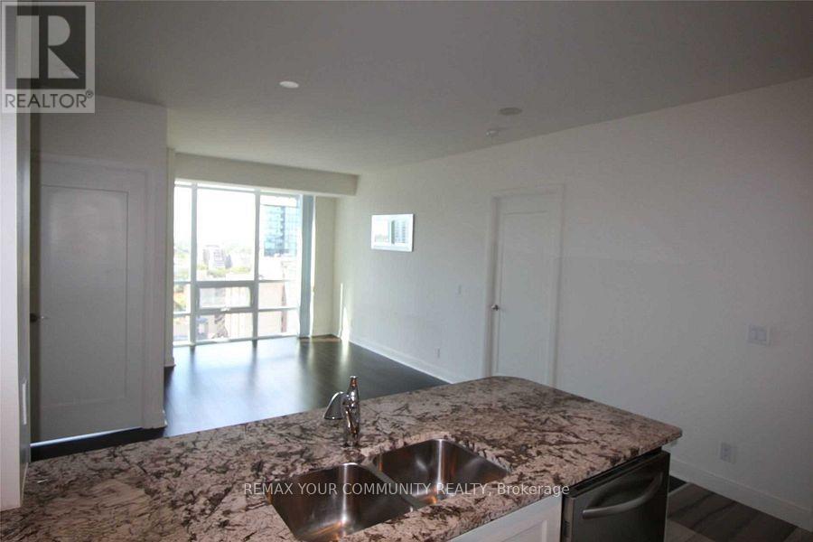 2101 - 825 Church Street, Toronto, Ontario M4W 3Z4 - Photo 10 - C13704098