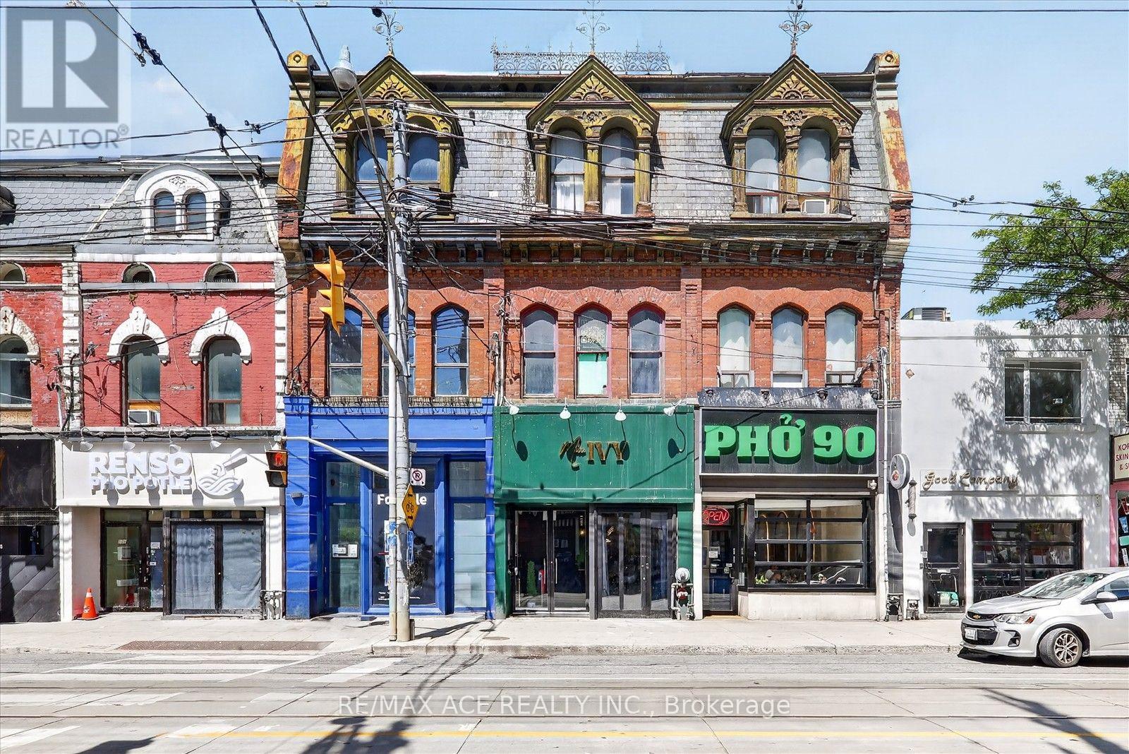 502 QUEEN STREET W, Toronto, Ontario