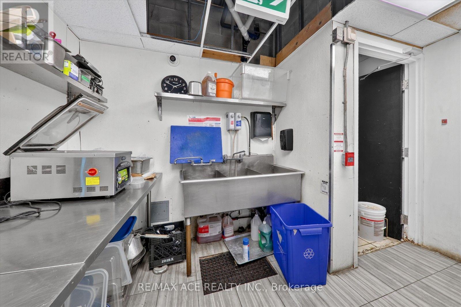 502 Queen Street W, Toronto, Ontario  M5V 2B3 - Photo 29 - C13704106