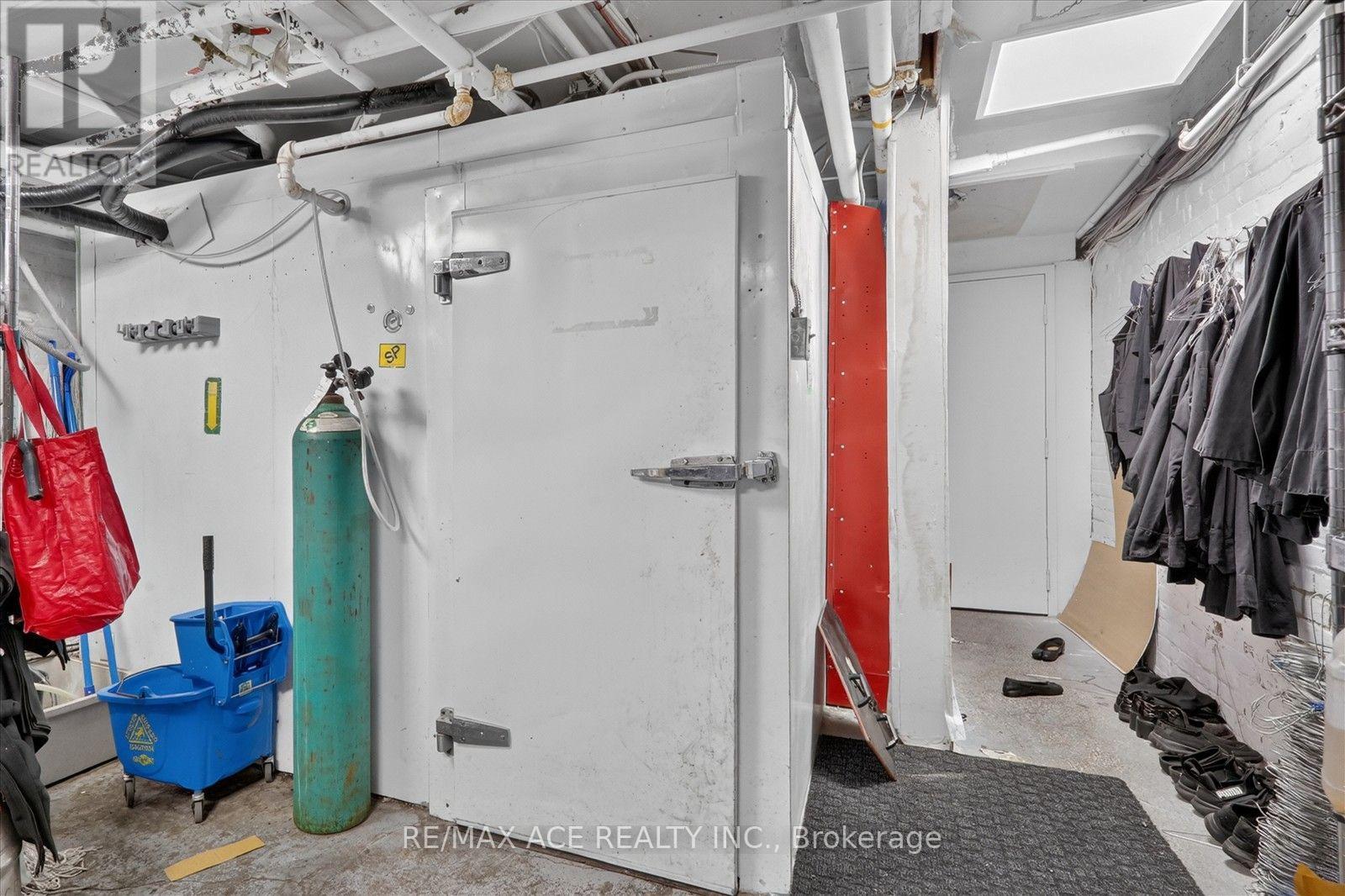 502 Queen Street W, Toronto, Ontario  M5V 2B3 - Photo 34 - C13704106