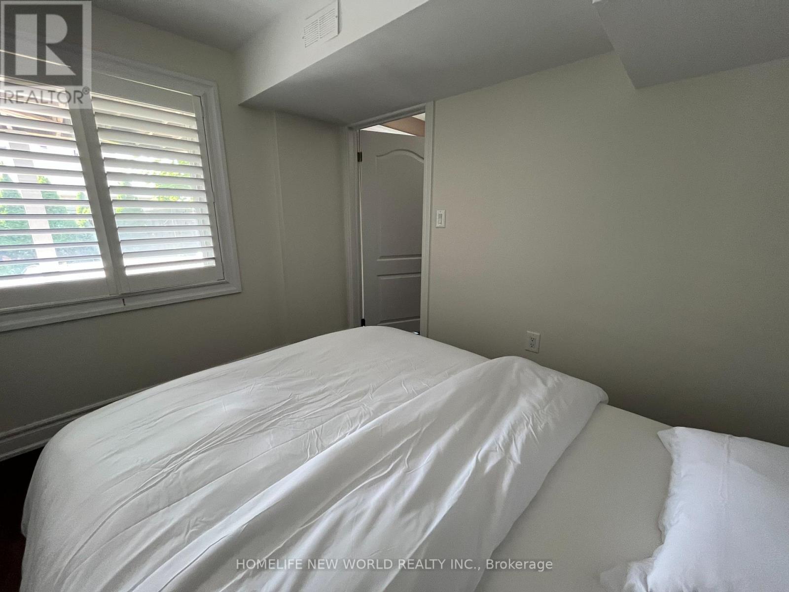 1574 Rockaway Street, Oshawa, Ontario  L1K 0C9 - Photo 22 - E13704088