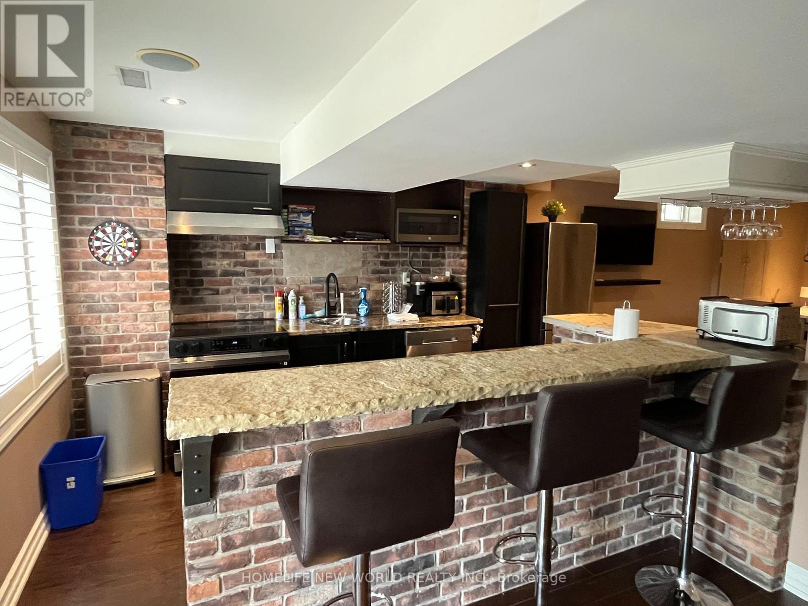 1574 Rockaway Street, Oshawa, Ontario  L1K 0C9 - Photo 8 - E13704088