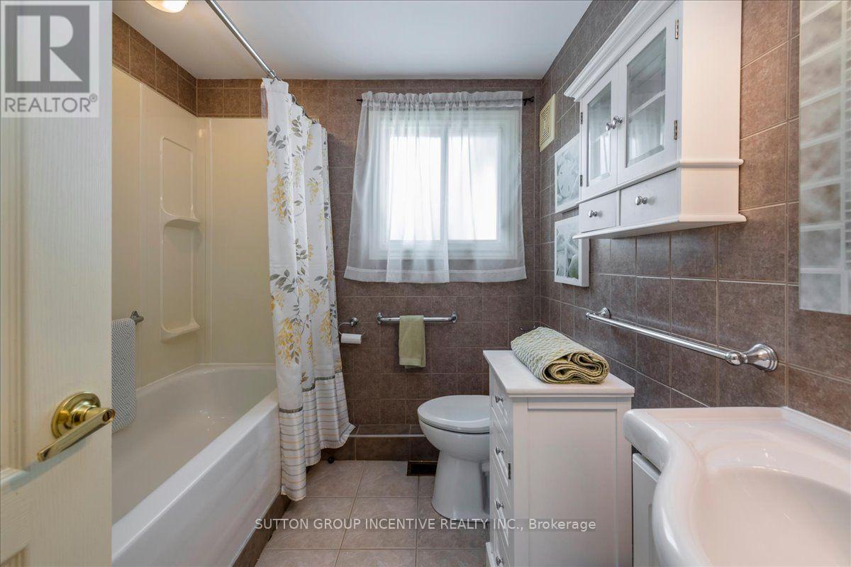 47 Main Street, Innisfil, Ontario  L9S 1N1 - Photo 15 - N13704086
