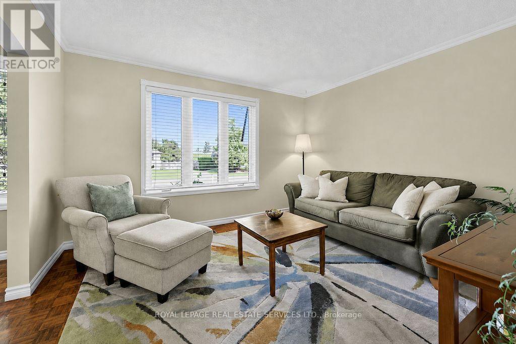 207 Camilla Crescent, Essa, Ontario  L0L 2N0 - Photo 13 - N13704134