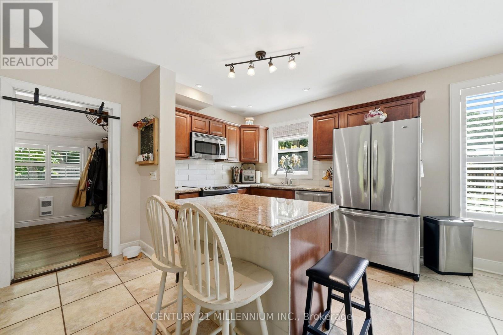 255 Macdonald Street, Caledon, Ontario  L7C 1L8 - Photo 12 - W13704094