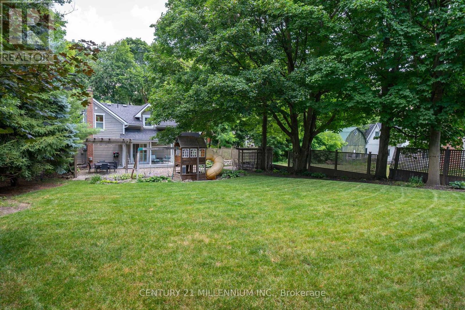 255 Macdonald Street, Caledon, Ontario  L7C 1L8 - Photo 43 - W13704094