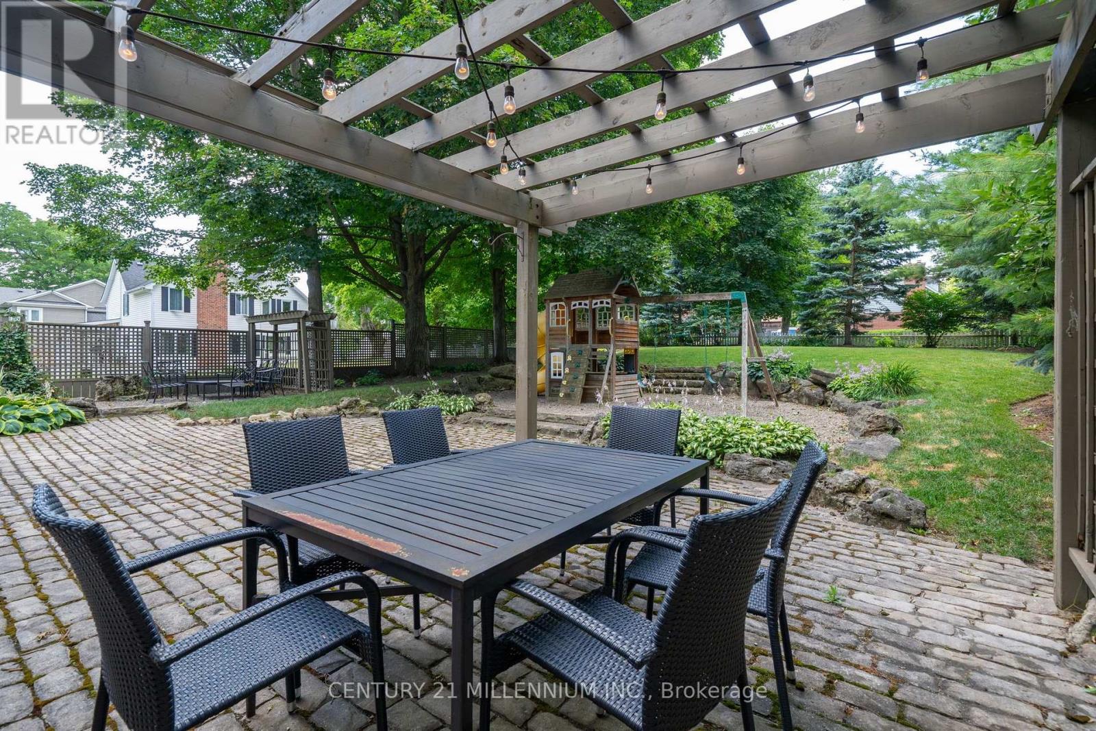 255 Macdonald Street, Caledon, Ontario  L7C 1L8 - Photo 42 - W13704094