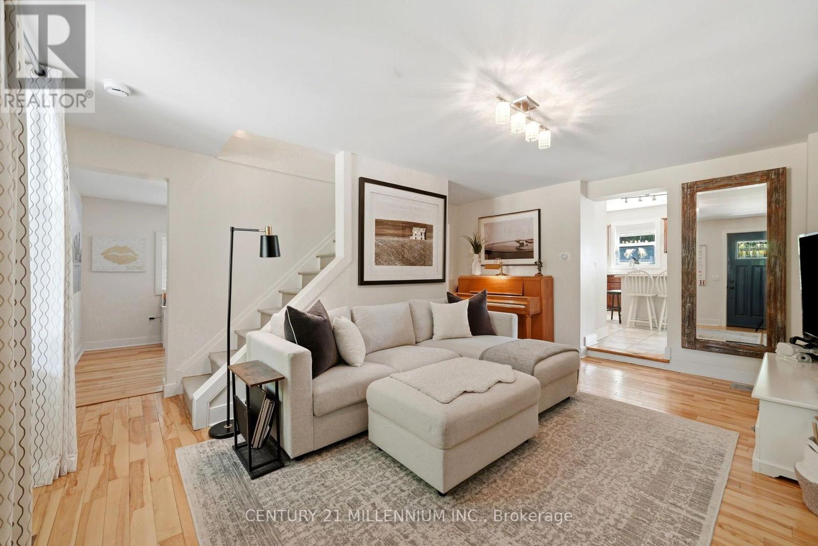 255 Macdonald Street, Caledon, Ontario  L7C 1L8 - Photo 5 - W13704094