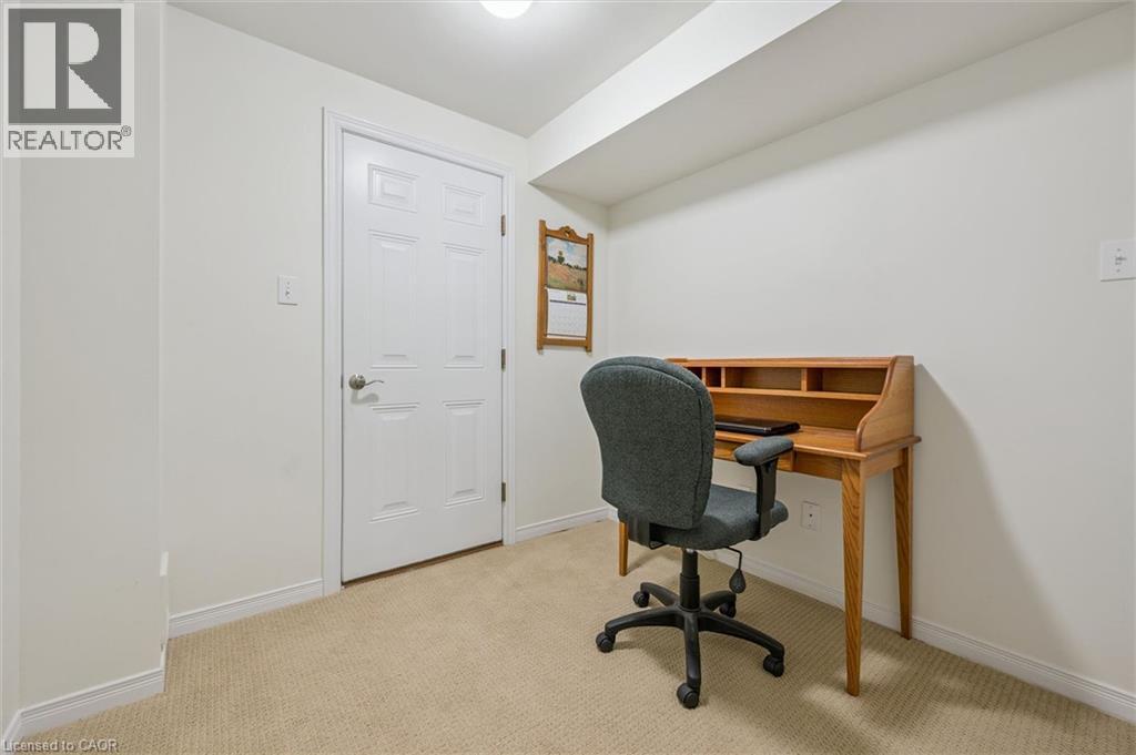 31 Townsend Drive Unit# 70, Breslau, Ontario  N0B 1M0 - Photo 38 - 40857013