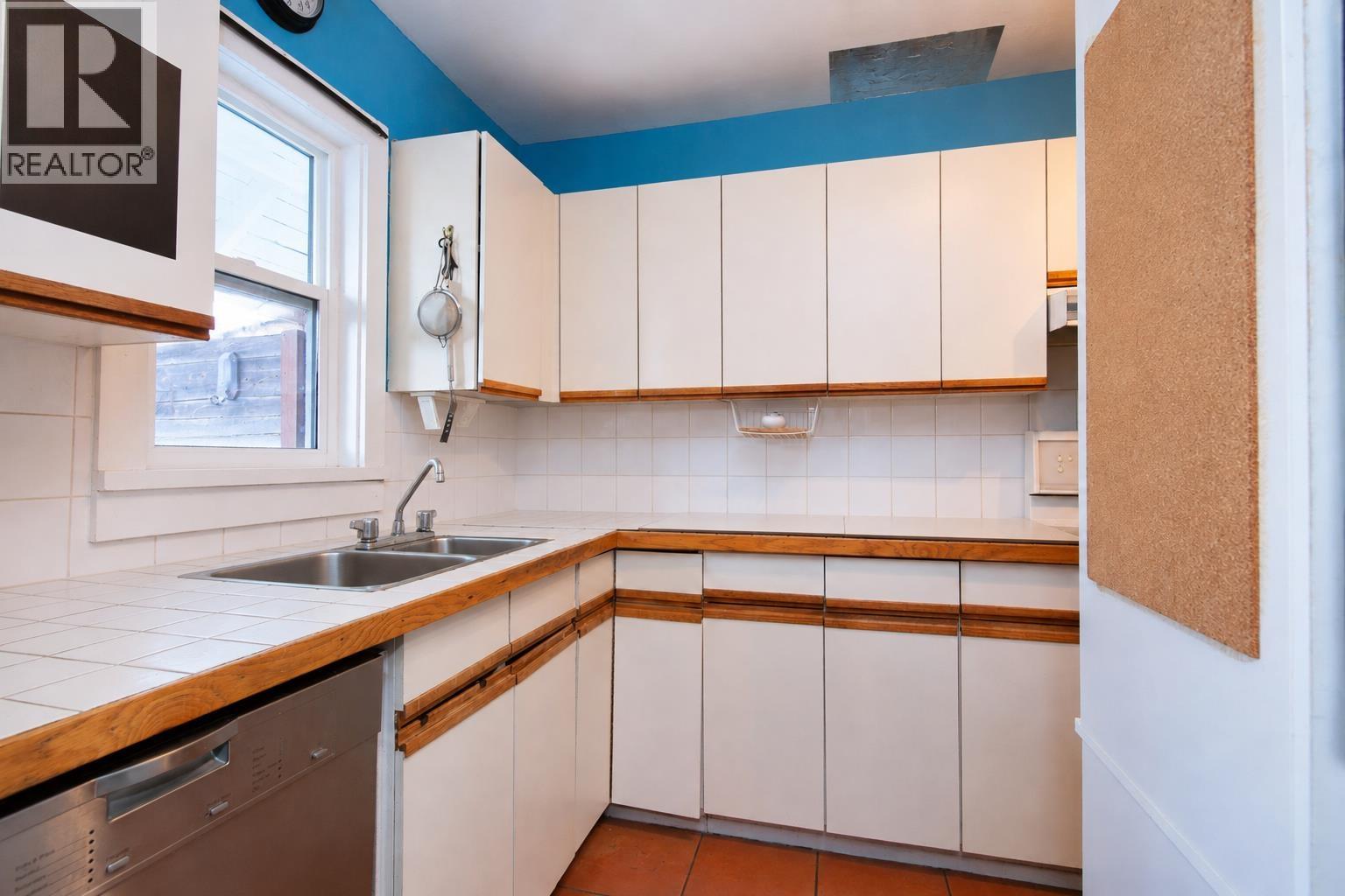 1325/27 Laburnum Street, Vancouver, British Columbia  V6J 3W4 - Photo 15 - R3158044