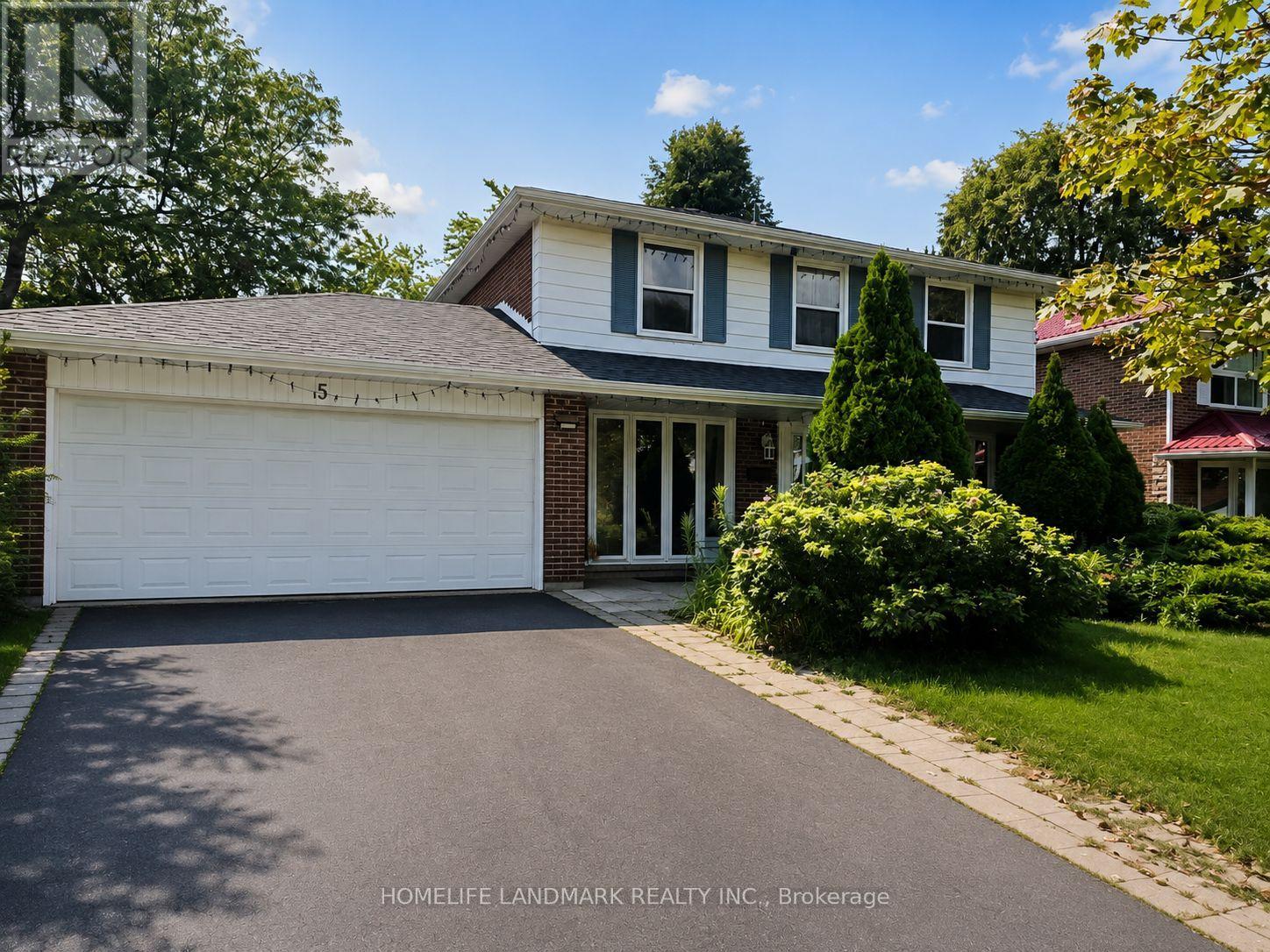 5 COLLINGSBROOK BOULEVARD, Toronto, Ontario