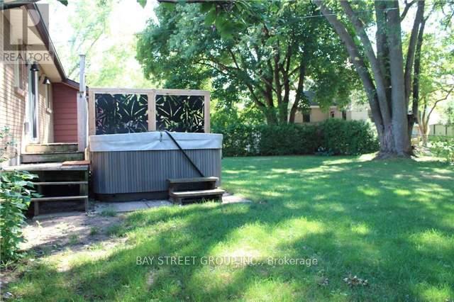308 Maple Street, Newmarket, Ontario  L3Y 3K4 - Photo 19 - N13704138