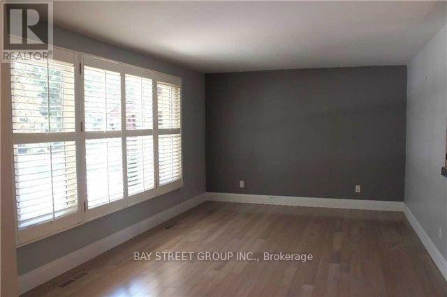 308 Maple Street, Newmarket, Ontario  L3Y 3K4 - Photo 3 - N13704138