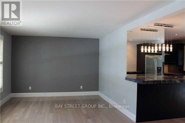 308 Maple Street, Newmarket, Ontario  L3Y 3K4 - Photo 4 - N13704138