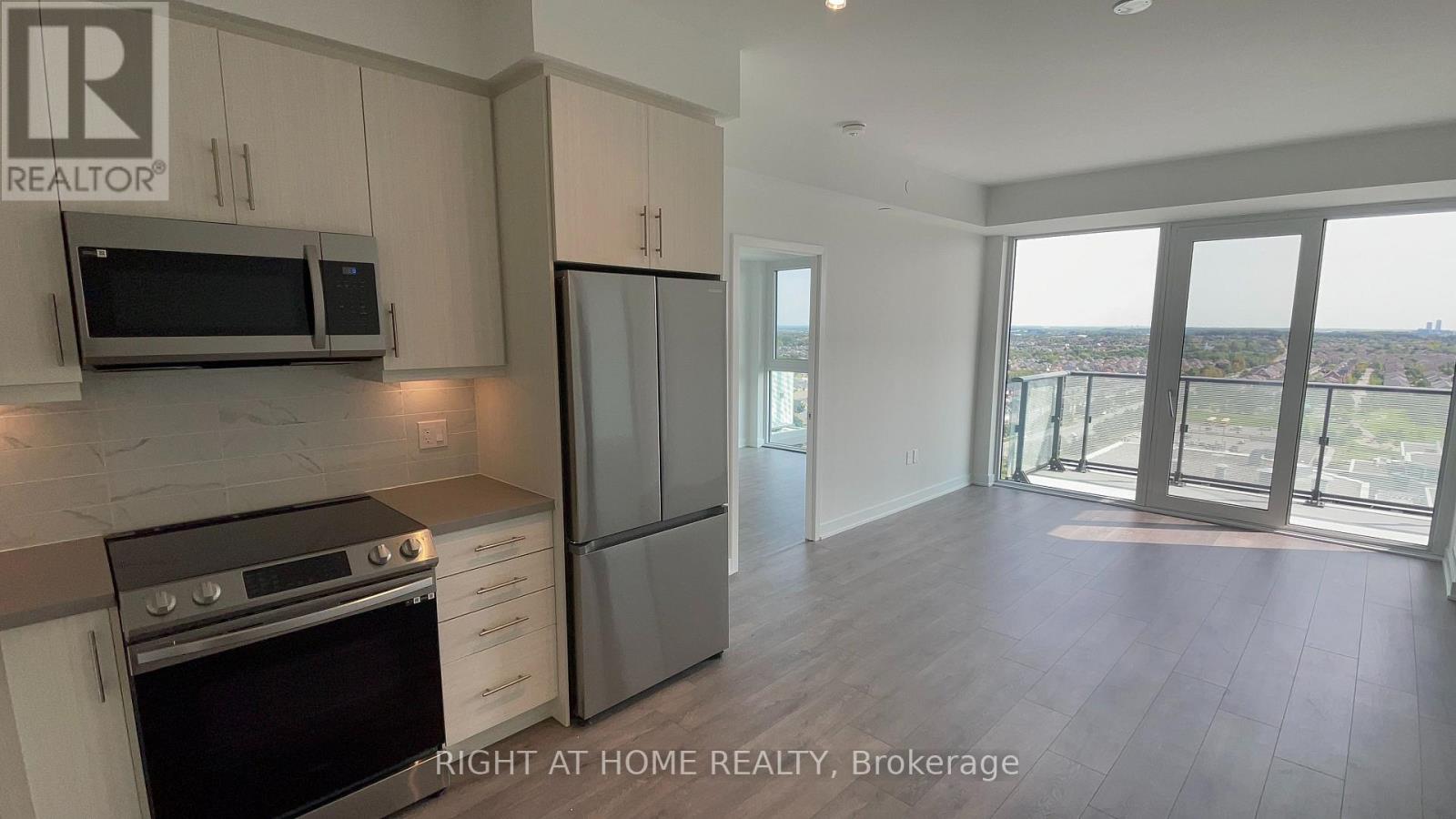 1706 - 105 Oneida Crescent, Richmond Hill, Ontario  L4B 0H6 - Photo 3 - N13704142