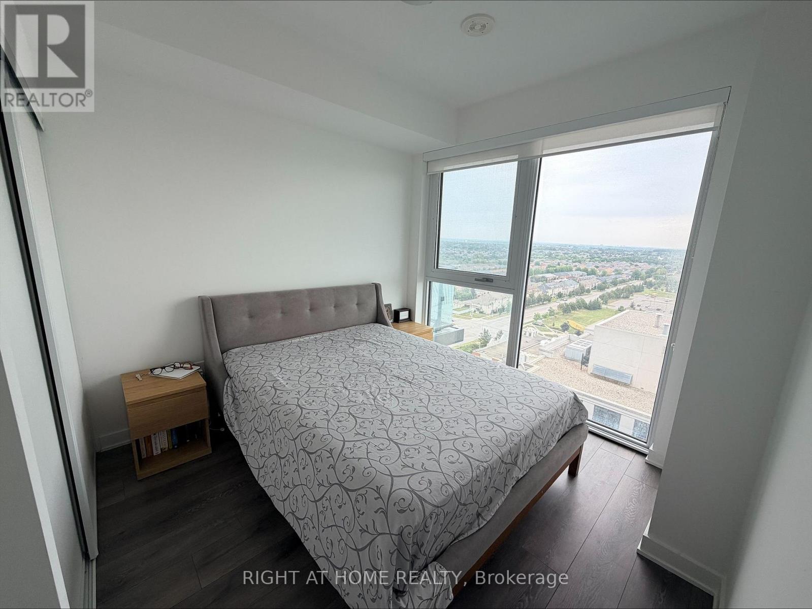1706 - 105 Oneida Crescent, Richmond Hill, Ontario  L4B 0H6 - Photo 7 - N13704142