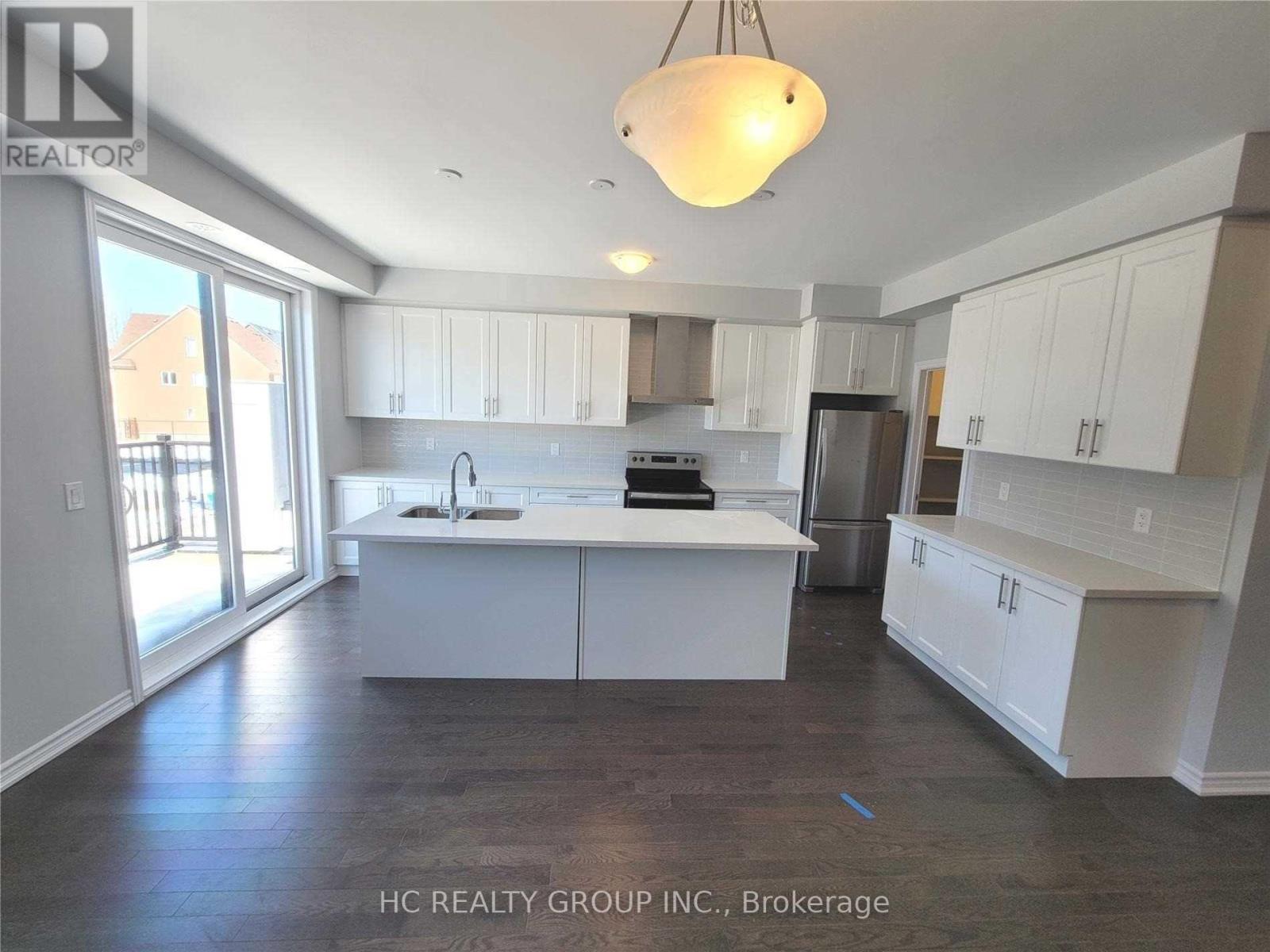 9702 Kennedy Road, Markham, Ontario  L6C 3J8 - Photo 2 - N13704148