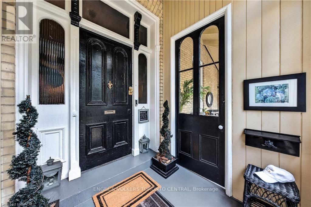 100 Brunswick Street, Stratford, Ontario  N5A 3M1 - Photo 4 - X13704150
