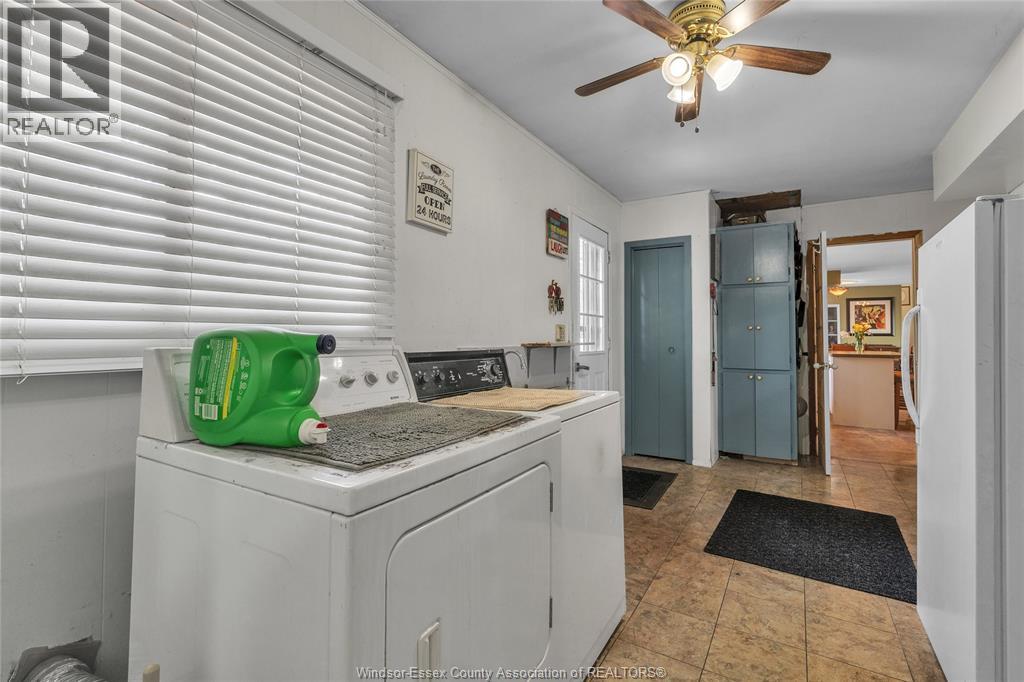 1233 County Rd 27, Lakeshore, Ontario  N8L 1B7 - Photo 18 - 26020508