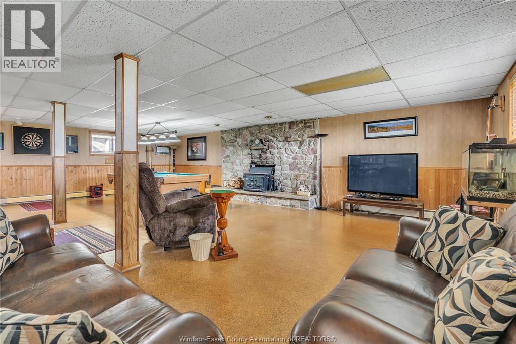 1233 County Rd 27, Lakeshore, Ontario  N8L 1B7 - Photo 25 - 26020508