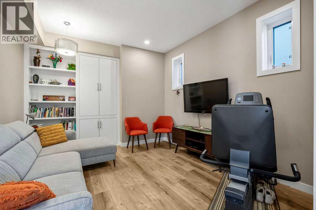 2226 Westmount Road NW, Calgary, Alberta  T2N 3N4 - Photo 18 - A2314809