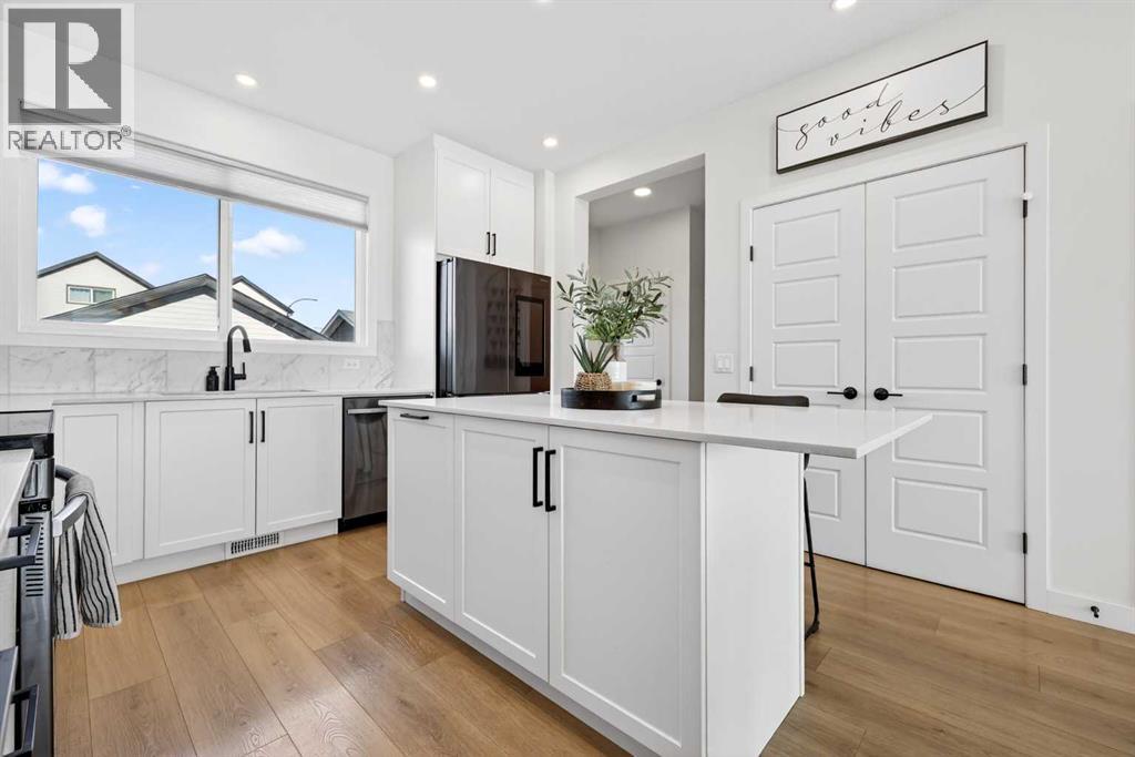 87 Heirloom Boulevard Se, Calgary, Alberta  T3S 0H2 - Photo 10 - A2334299