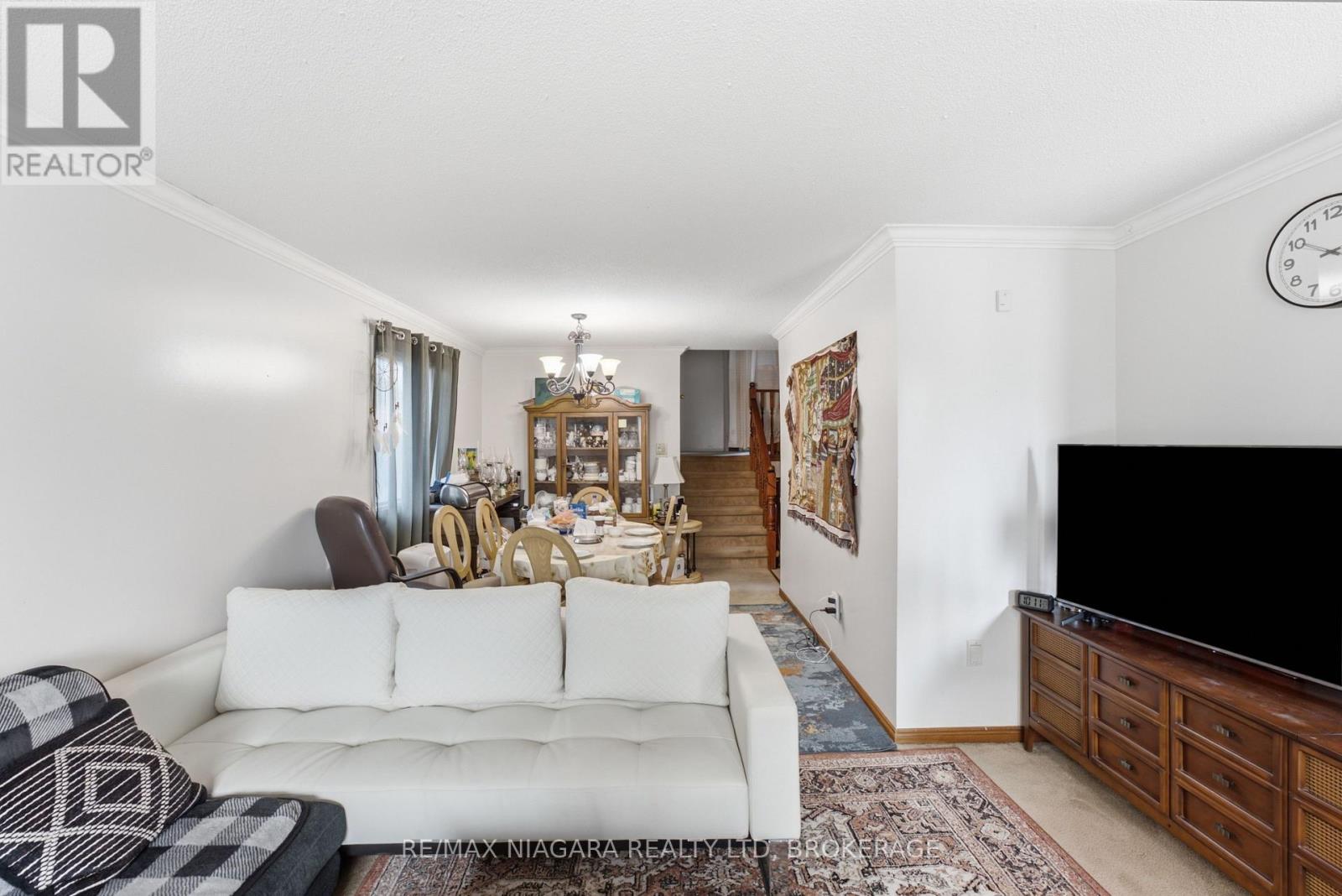 4989 Tara Avenue, Niagara Falls, Ontario  L2H 2V8 - Photo 4 - X13704170