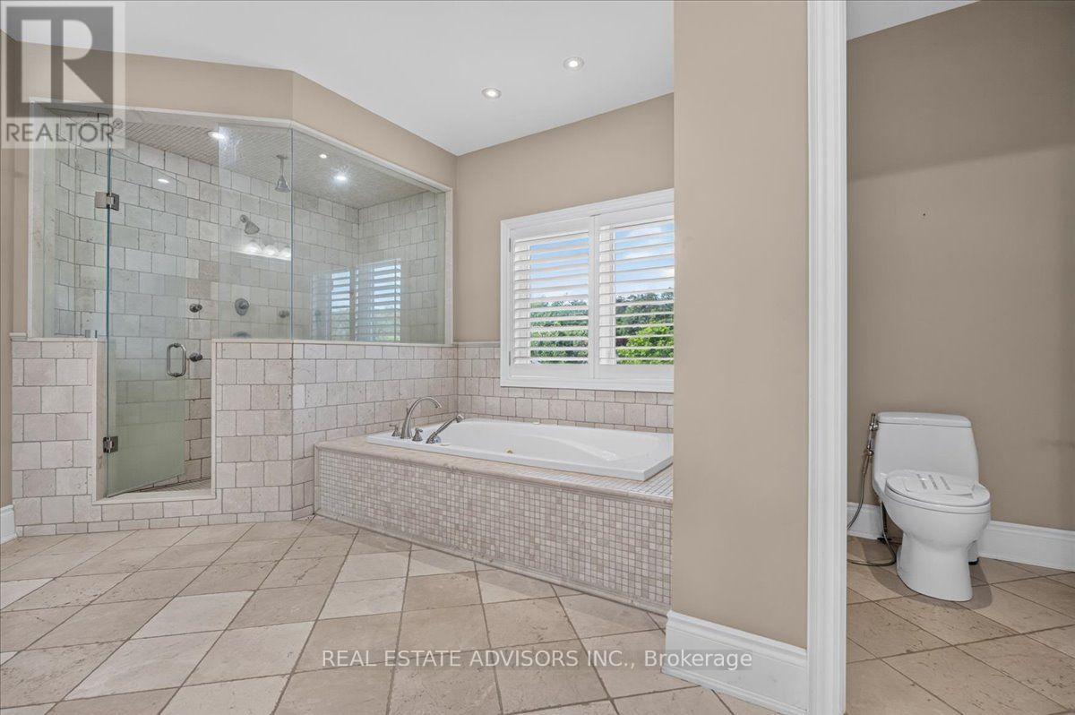 43 Grayfield Drive, Whitchurch-Stouffville, Ontario  L4A 0B1 - Photo 24 - N13702340