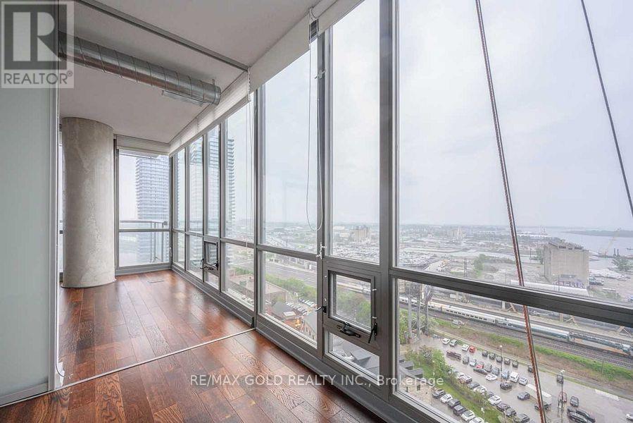 1904 - 33 Mill Street, Toronto, Ontario  M5A 3R3 - Photo 12 - C13704162