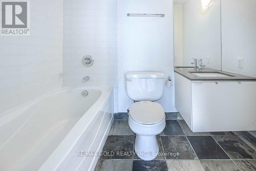 1904 - 33 Mill Street, Toronto, Ontario  M5A 3R3 - Photo 13 - C13704162