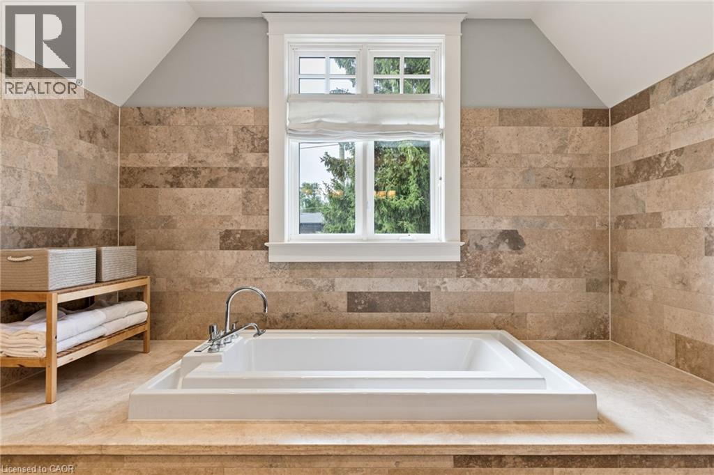 411 Wedgewood Drive, Oakville, Ontario  L6J 4S3 - Photo 43 - 40856024