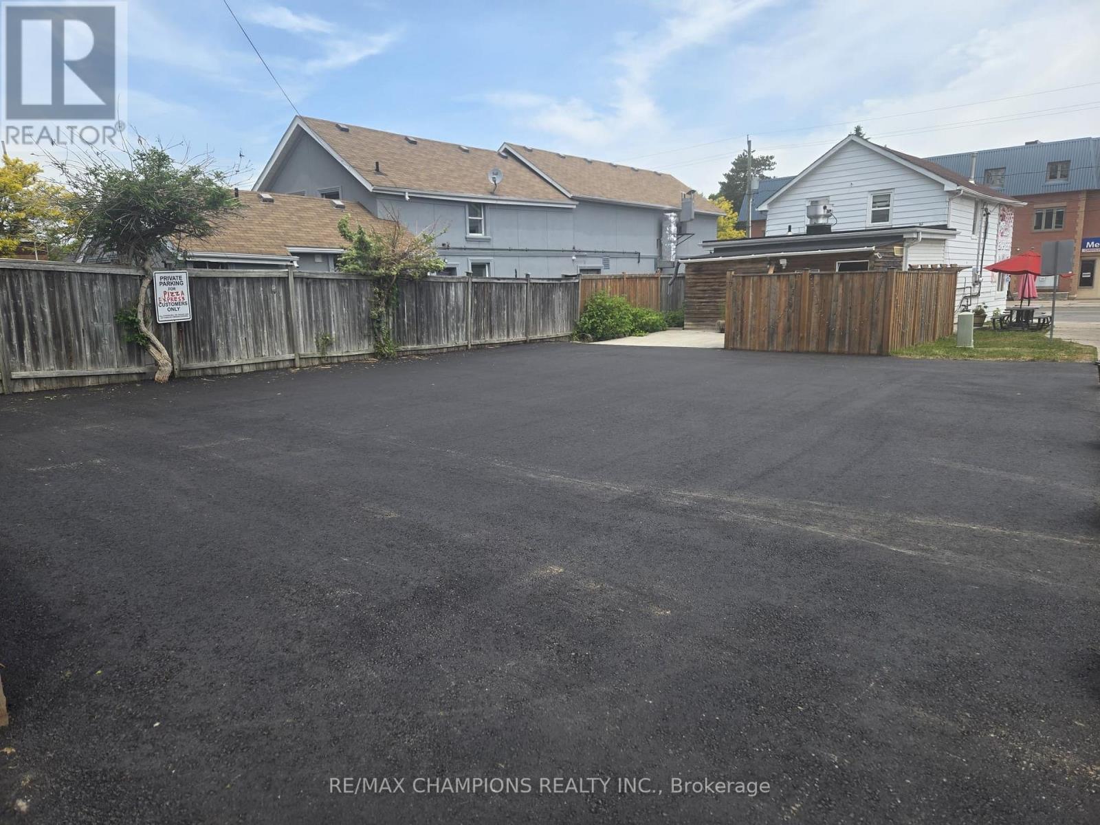 15954 Airport Road N, Caledon, Ontario  L7C 1K5 - Photo 7 - W13704160