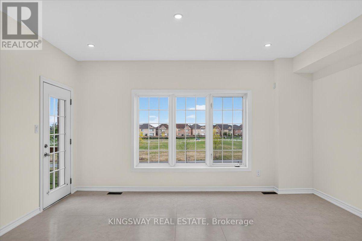 8 Monkton Circle, Brampton, Ontario  L6Y 0X1 - Photo 17 - W13704168