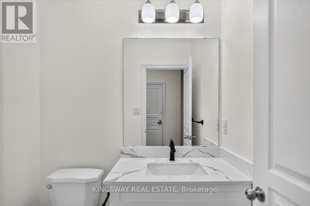 8 Monkton Circle, Brampton, Ontario  L6Y 0X1 - Photo 38 - W13704168