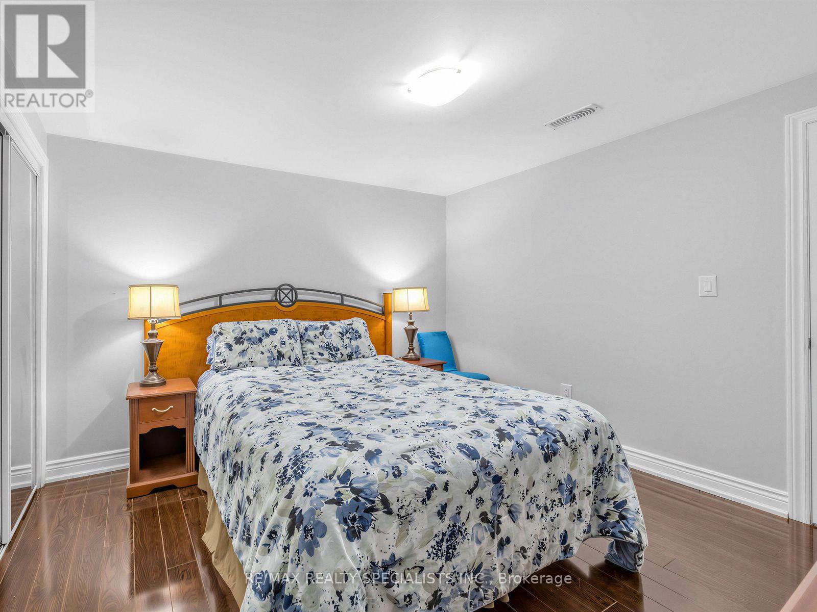 Bsmt - 40 Victoriaville Road, Brampton, Ontario  L6X 5J4 - Photo 8 - W13704172
