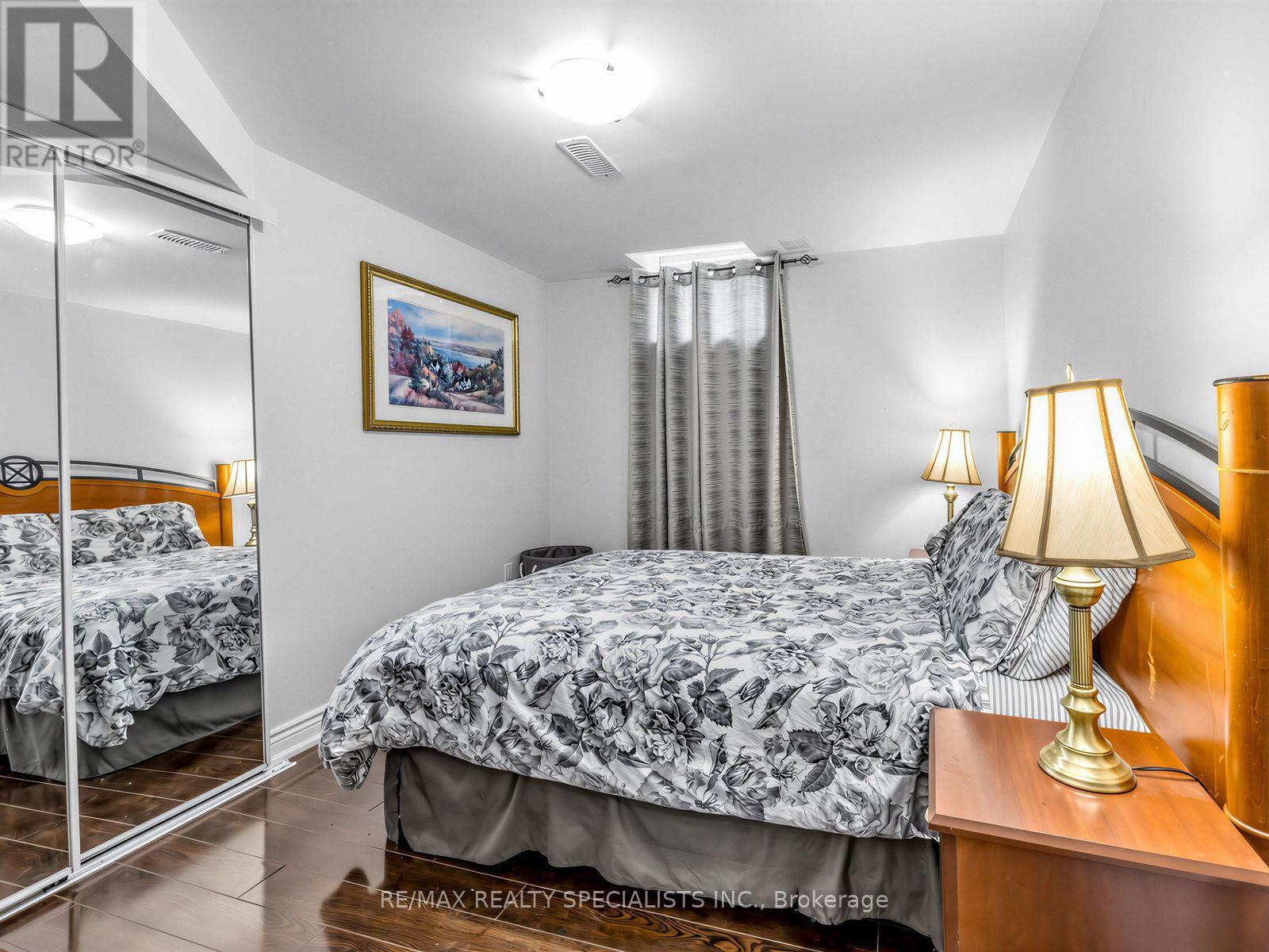 Bsmt - 40 Victoriaville Road, Brampton, Ontario  L6X 5J4 - Photo 9 - W13704172