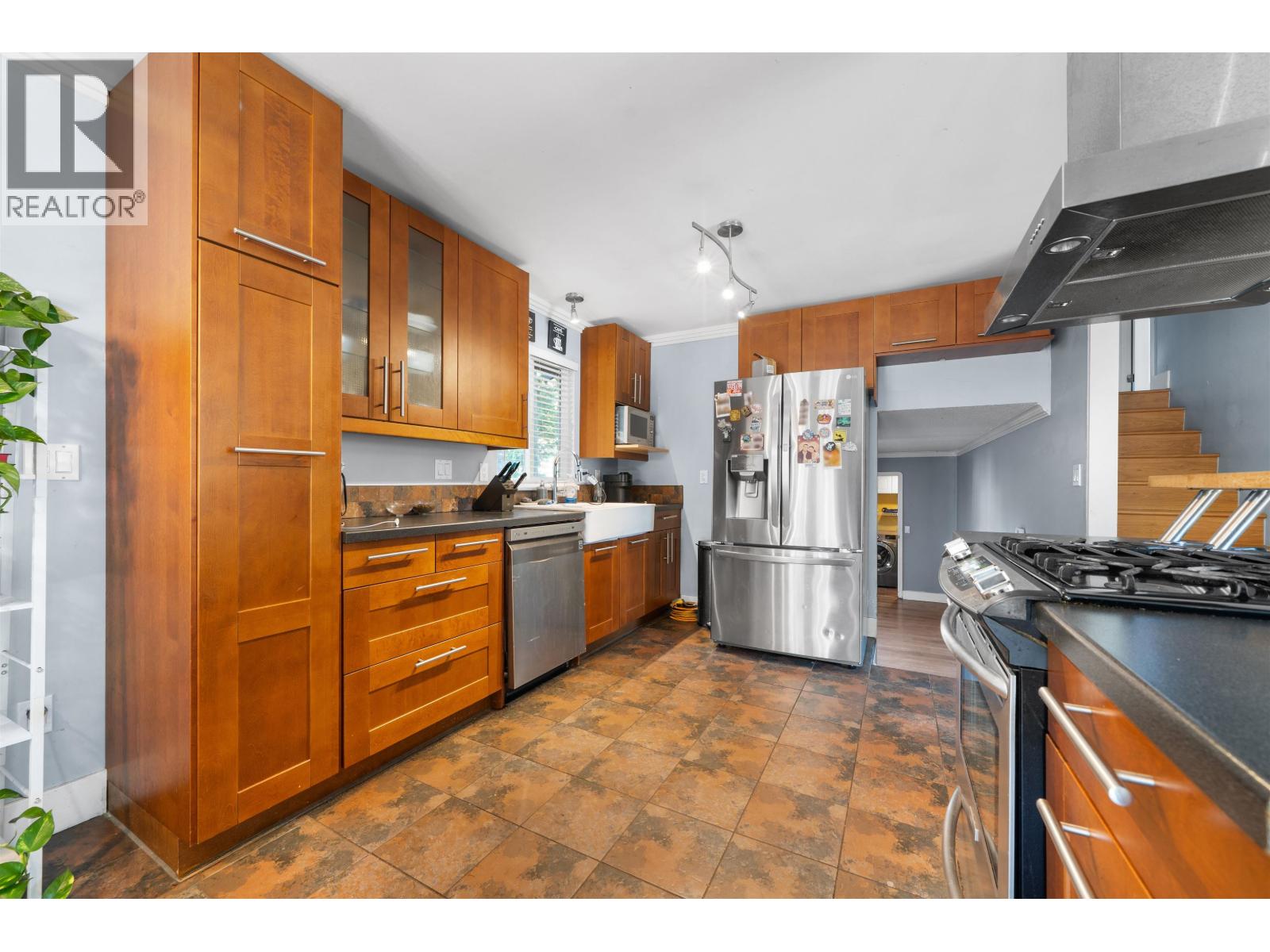 1857 Warwick Avenue, Port Coquitlam, British Columbia  V3C 4P6 - Photo 10 - R3156643