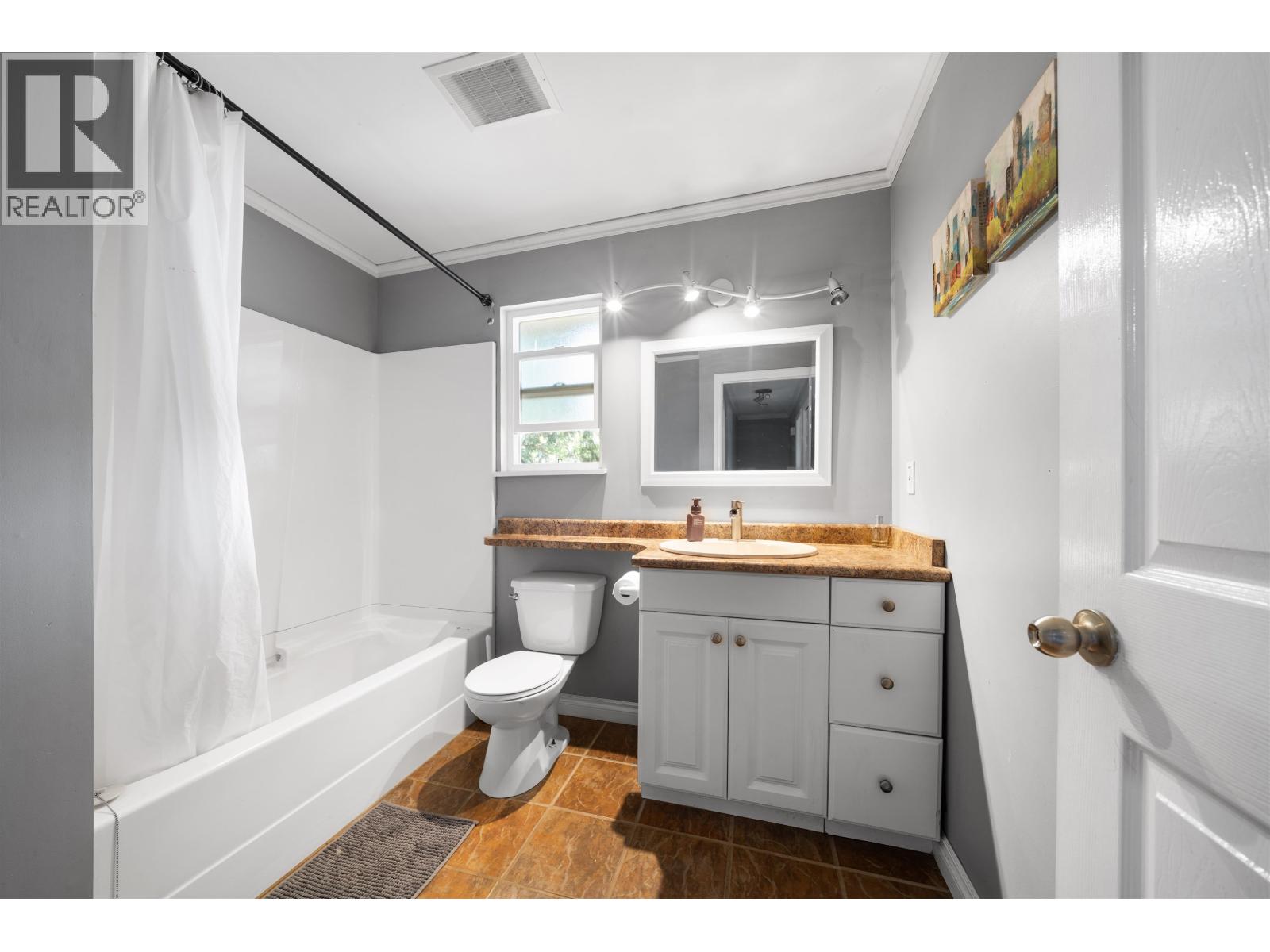 1857 Warwick Avenue, Port Coquitlam, British Columbia  V3C 4P6 - Photo 18 - R3156643