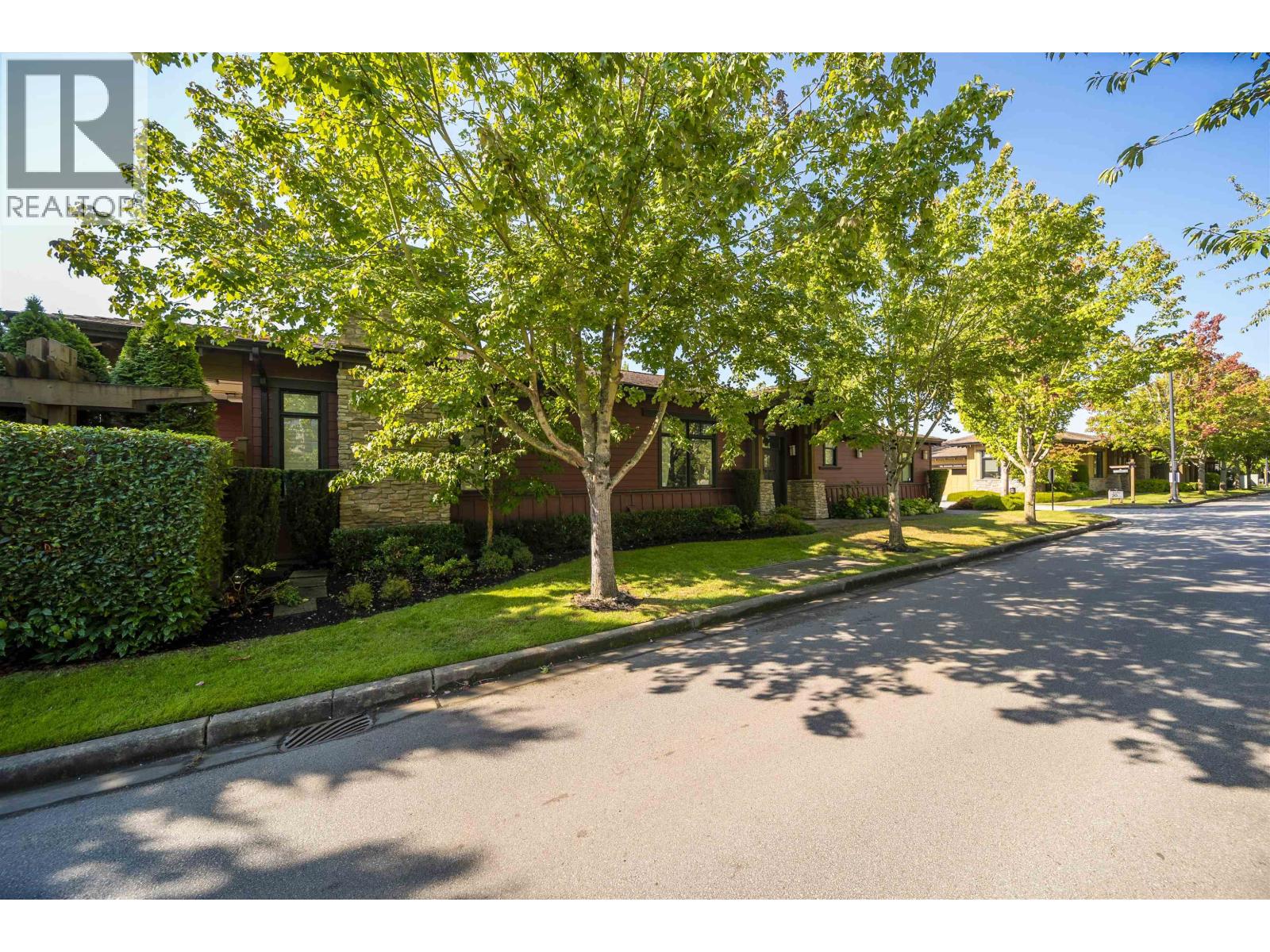 5066 Springs Boulevard, Delta, British Columbia  V4M 0A7 - Photo 2 - R3157028