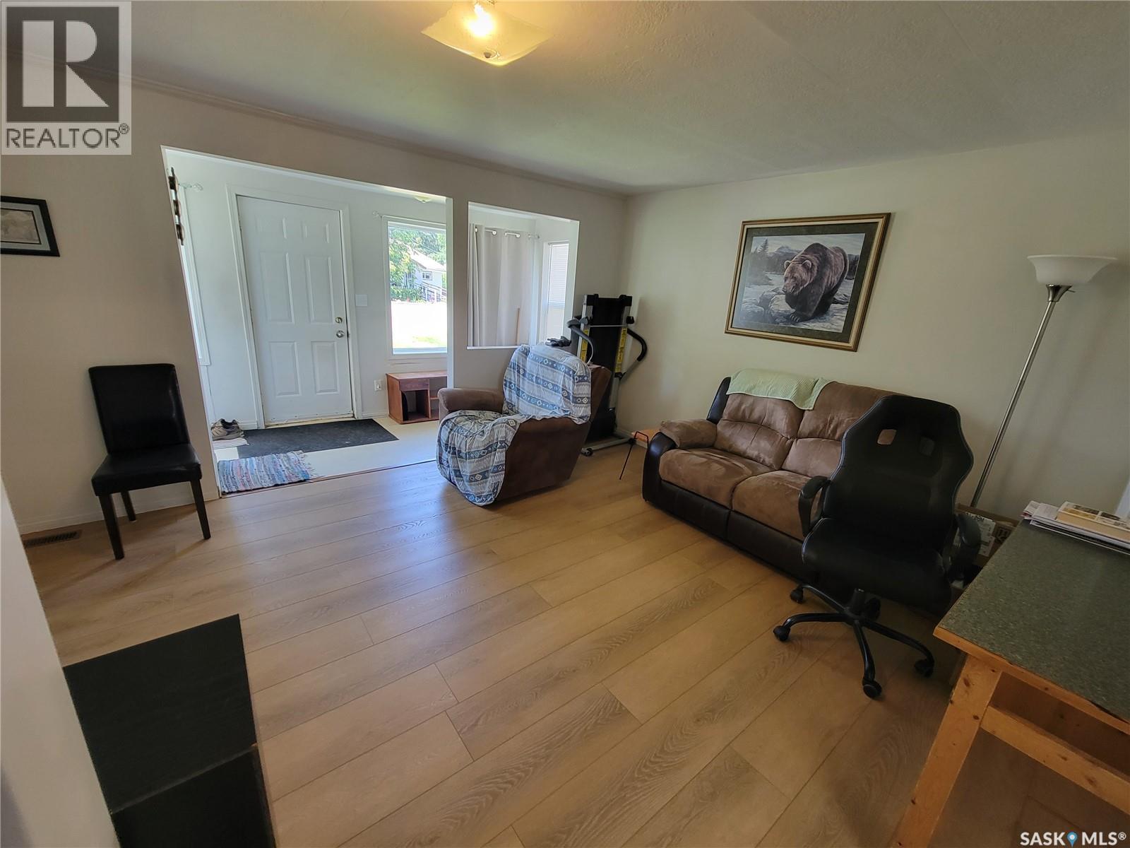 118 1st Street W, St. Walburg, Saskatchewan  S0M 2T0 - Photo 11 - SK046378