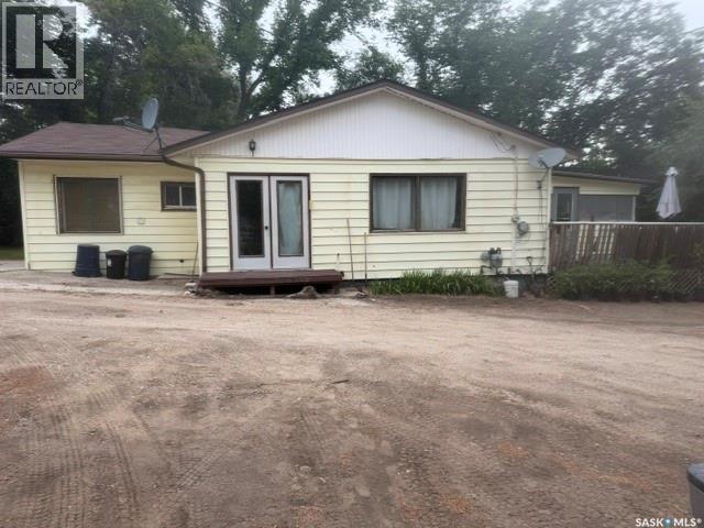 205 3rd Avenue, Young, Saskatchewan  S0K 4Y0 - Photo 14 - SK045684
