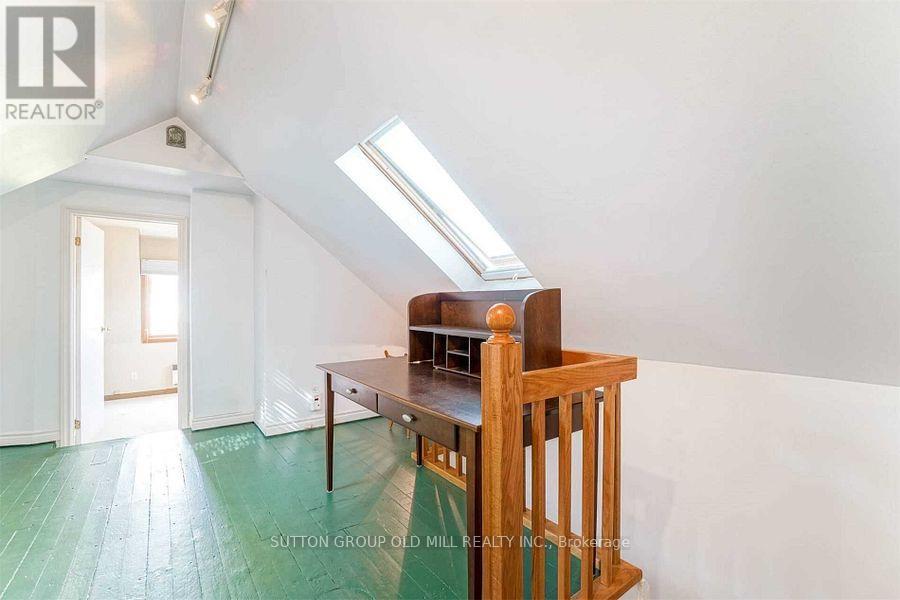 19 Cardell Avenue, Toronto, Ontario  M9N 1S4 - Photo 17 - W13704182