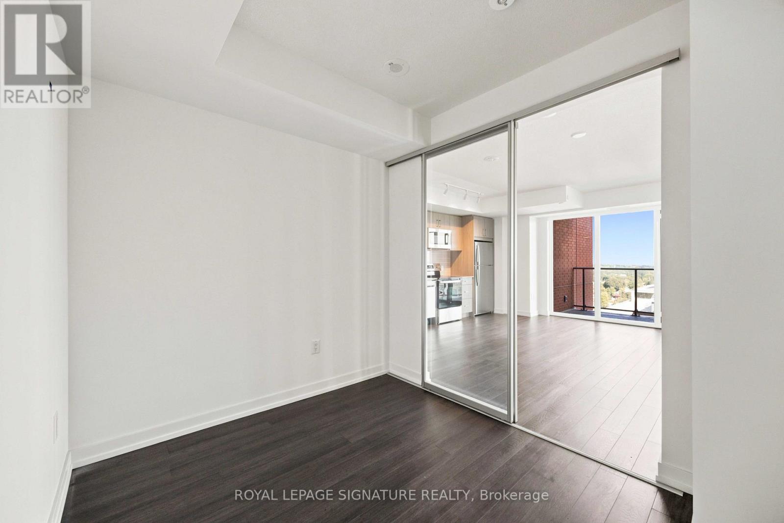 1421 - 4010 Eglinton Avenue W, Toronto, Ontario  M9A 0G5 - Photo 12 - W13654544