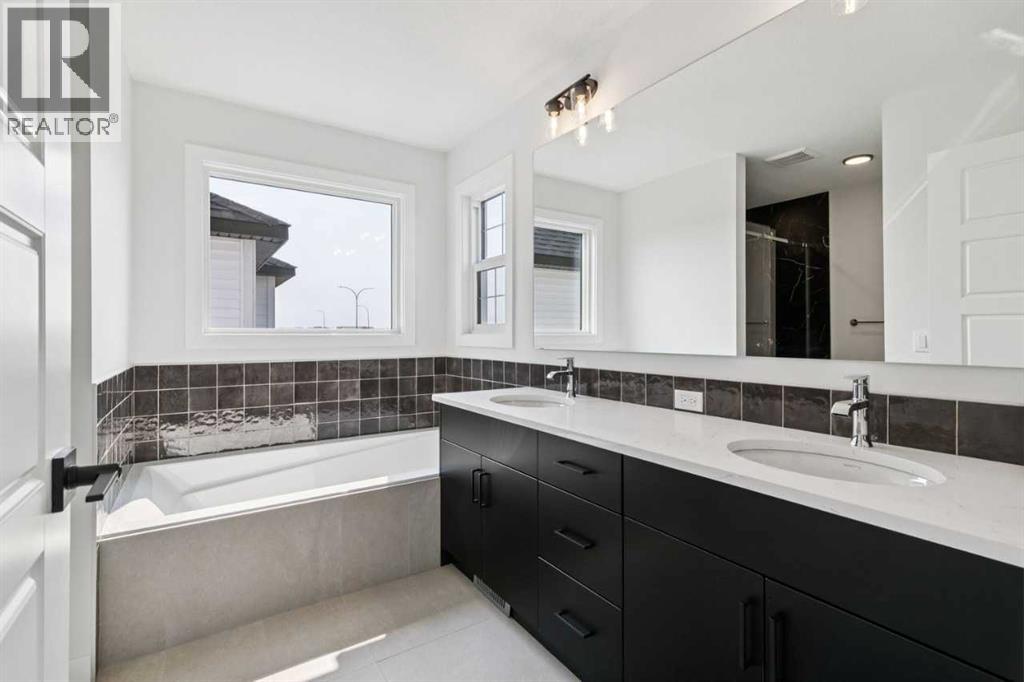 532 Buffaloberry Manor SE, Calgary, Alberta  T3M 4G6 - Photo 27 - A2315057